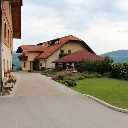 Apartments Organic Tourist Farm Jeglijenk Šentjanž pri Dravogradu Extérieur photo